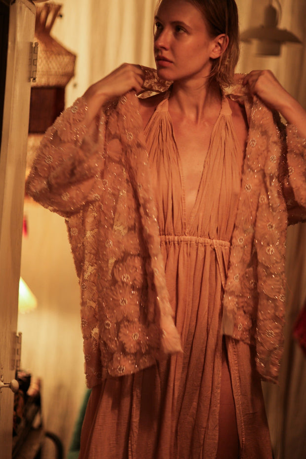 FLO SEQUINED EMBROIDERED SHORT KIMONO PASTEL PINK