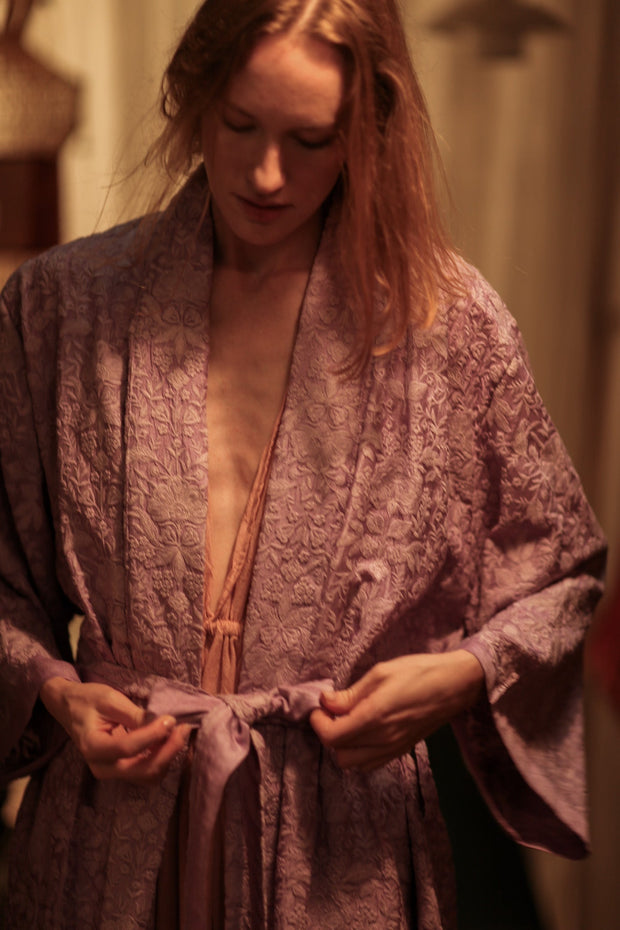 LITTLE FLOWERS EMBROIDERED KIMONO LILAC - BANGKOK TAILOR CLOTHING STORE - HANDMADE CLOTHING