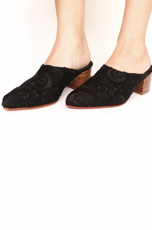 BLACK EMBROIDERED HEELED MULES X NEIMAN MARCUS - sustainably made MOMO NEW YORK sustainable clothing, mules slow fashion