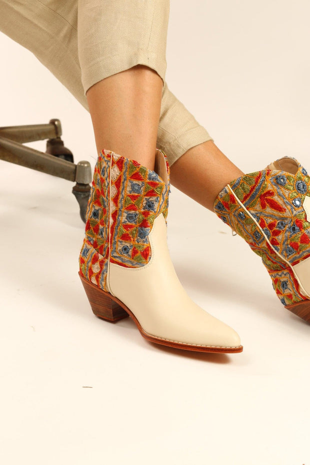 EMBROIDERED INDIAN BOOTS LEEJ - sustainably made MOMO NEW YORK sustainable clothing, boots slow fashion