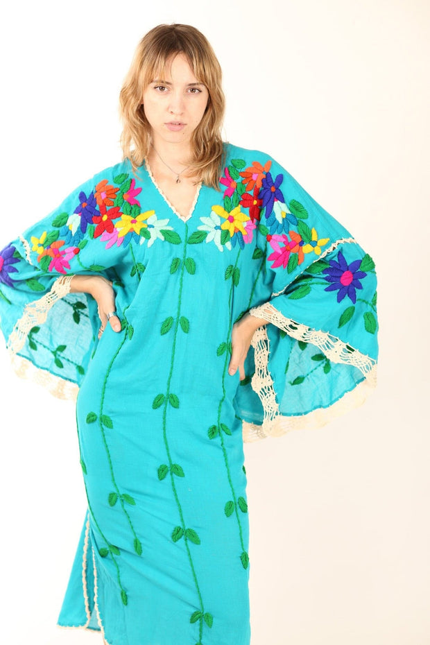 EMBROIDERED KAFTAN NATALIE - sustainably made MOMO NEW YORK sustainable clothing, resort2023 slow fashion